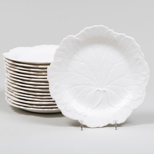 Set of Sixteen Wedgwood Porcelain Plates