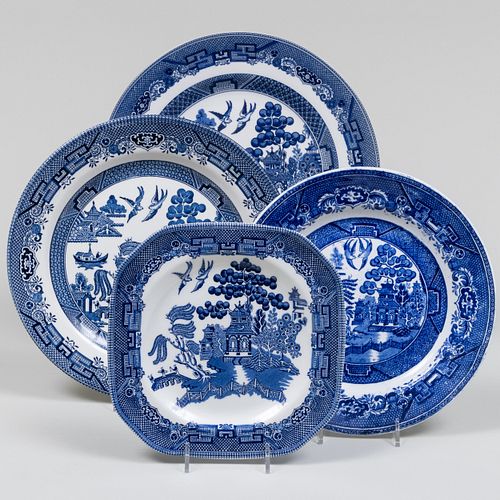 Assembled Porcelain Part Service in the 'Blue Willow' Pattern