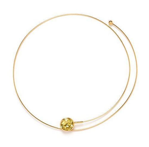 * An 18 Karat Yellow Gold and Lemon Quartz Collar Necklace, 9.10 dwts.