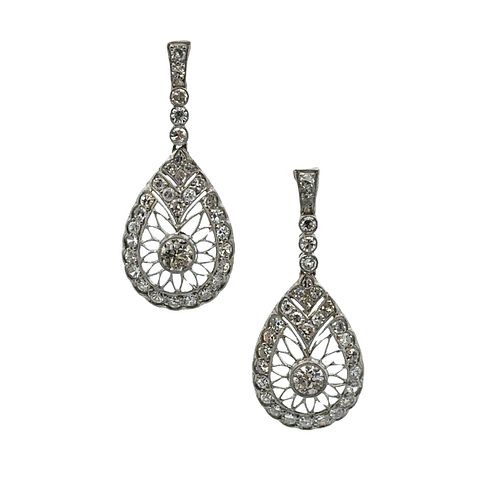 Art Deco Platinum Earrings with 1.80 Cts in Diamonds