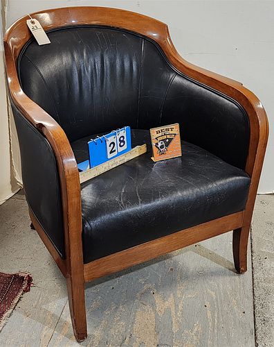 Leather Uphols Chair