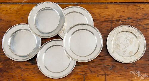 Six sterling silver plates, 6'' dia., 17 ozt.