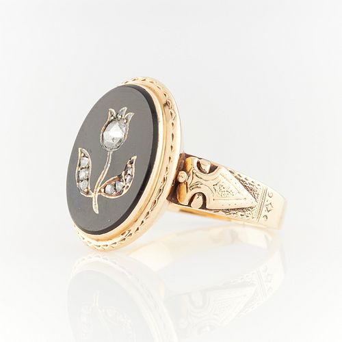 14k Gold Ring w/ Onyx Panel and Rose Cut Diamonds