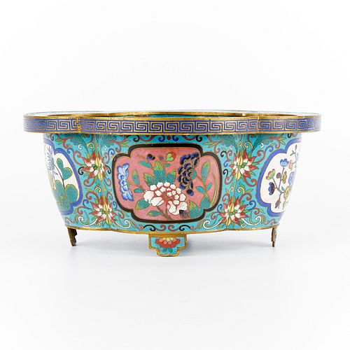 Chinese Qing Dynasty Cloisonne Flower Pot