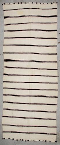 Vintage Moroccan Kilim: 5'7'' x 13'11'' (170 x 424 cm)