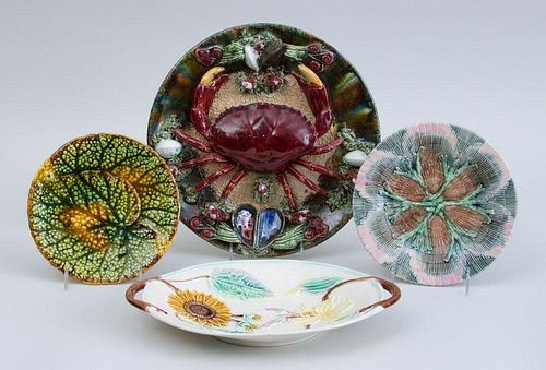 GROUP OF FOUR MAJOLICA TABLE ARTICLES