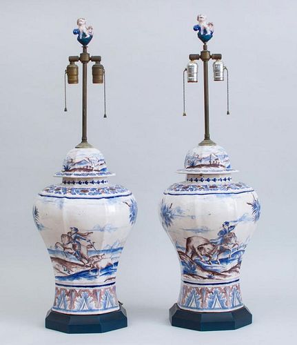 PAIR OF MODERN DELFT OCTAGONAL BALUSTER-FORM JARS AND COVERS, MOUNTED AS LAMPS