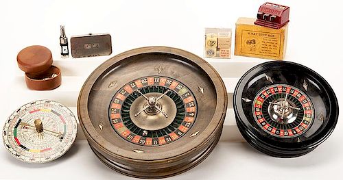 Group of Vintage Gambling Pocket Games, Novelties, and More.