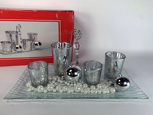 VOTIVE CANDLE HOLDER SET IN SILVER IN BOX