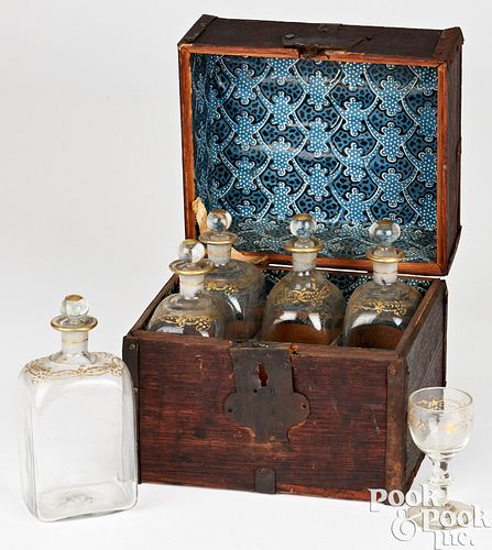 Georgian traveling mahogany liquor case, 18th c.