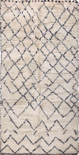 Vintage Moroccan Berber Shaggy Beni Ourain Carpet 10 ft 10 in x 5 ft 9 in (3.3 m x 1.75 m)
