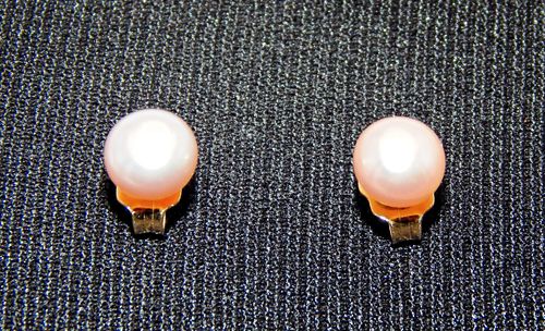 14k Gold Pink 5mm Pearl Stud Earrings 
