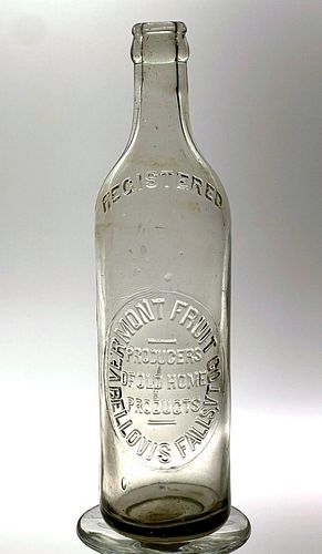 1910 Vermont Fruit Co. Bellows Falls 15oz Embossed Bottle 