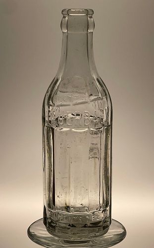 1919 Fauerbach Soda 7oz Embossed Bottle Madison Wisconsin
