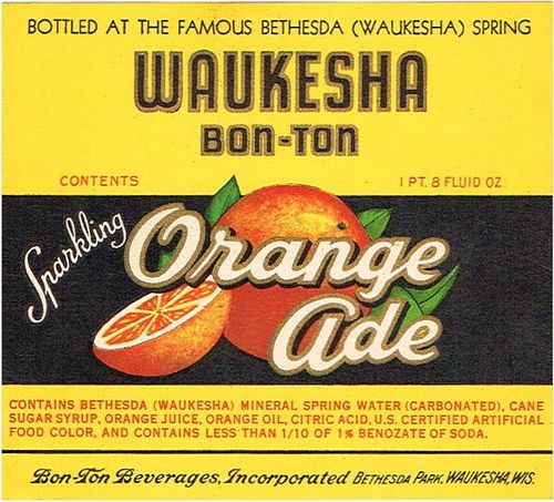 1935 Waukesha Bon Ton Orange Ade Wisconsin 24oz No Ref. Label 