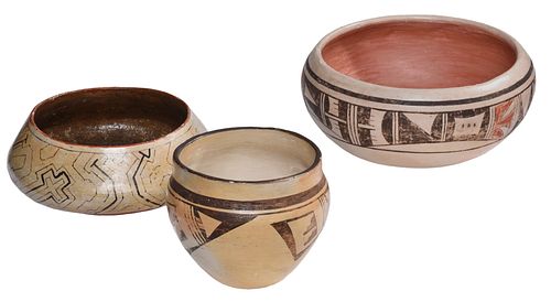 Pueblo and Shipibo Pots
