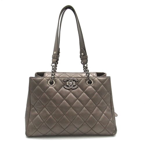CHANEL LEATHER TOTE BAG
