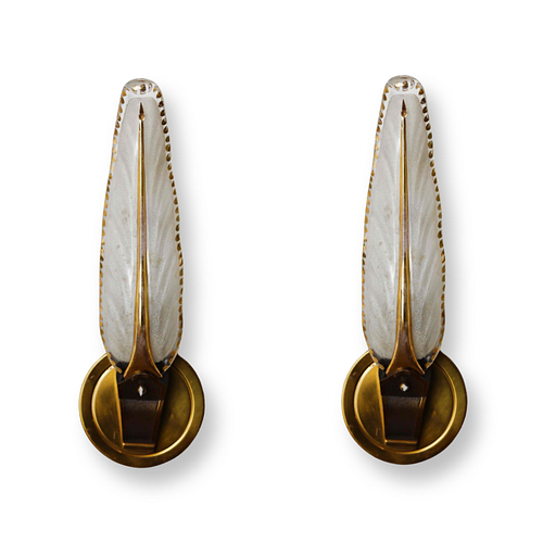 A pair of French Art Deco glass feather wall sconces, 1930/1950