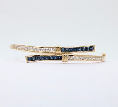 Vintage Sapphires Diamonds Yellow Gold Bangle Bracelet