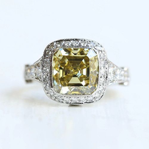Platinum Tiffany & Co. Legacy 4.0 Carat Fancy Intense Yellow Diamond Engagement Ring