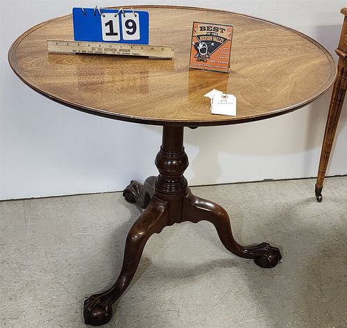 Williamsburg Restoration Chippendale Style Mahog Tea Table 28"H X 32" Diam