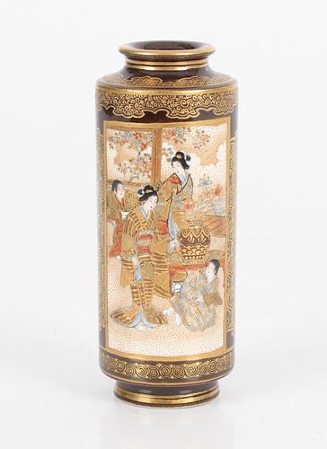 A Miniature Japanese Satsuma Vase, Kinkozan Zo