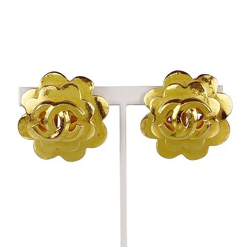 CHANEL FLOWER CC GOLD PLATED EARRINGS
