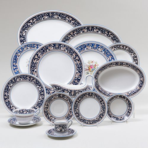 Wedgwood Porcelain Dinner Service in the 'Blue Florentine' Pattern