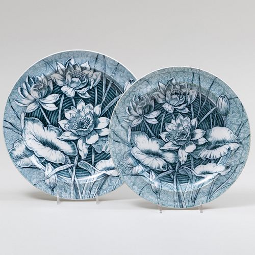 Set of Wedgwood Plates in the 'Water Lily' Pattern 