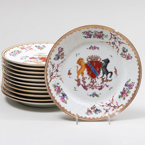 Set of Twelve Samson Porcelain Lunch Plates
