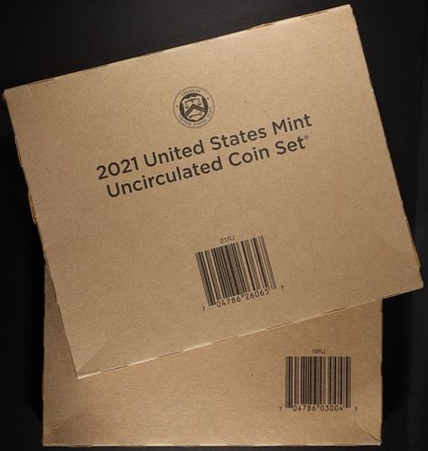 2019 & 2021 US MINT SETS IN SEALED BOXES