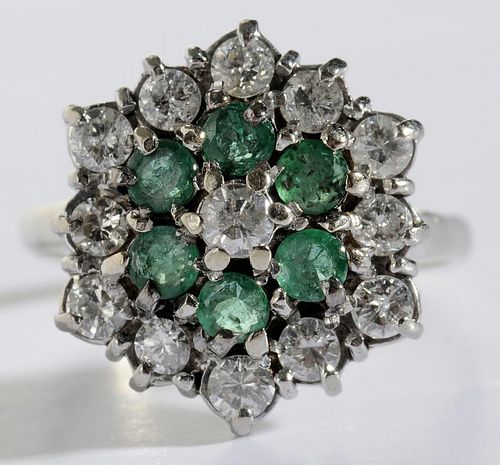 18kt., Diamond & Emerald Ring