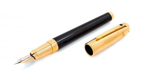 An S.T. Dupont Gold-Plated Napoleon Limited Edition Fountain Pen