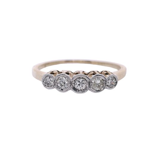 18kt Gold Ring with 5 Diamonds