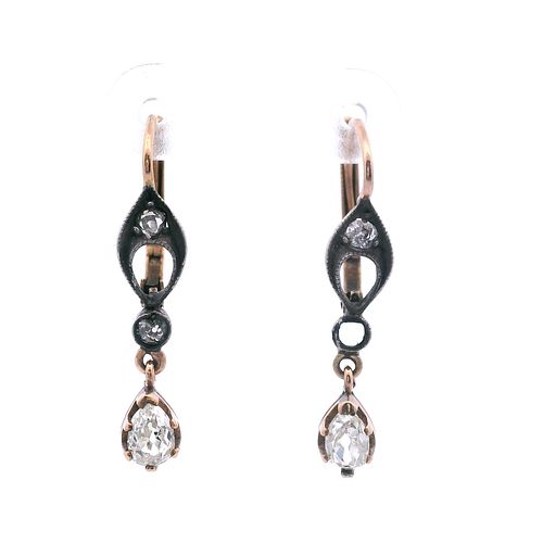 Antique Drop Earrings in 18k Gold with 0.95 Cts Diamonds