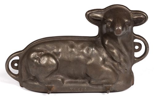 GRISWOLD MFG. CO. LAMB CAST-IRON CAKE MOLD