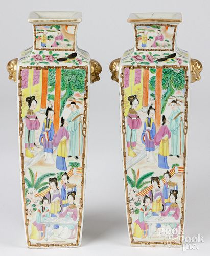 Pair of Chinese export porcelain famille rose vase
