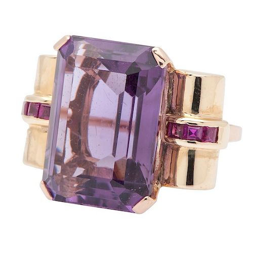 Vintage Amethyst and Ruby Ring in 14 Karat Rose and Green Gold