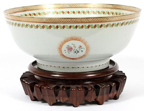 CHINESE EXPORT PORCELAIN PUNCH BOWL C. 1800