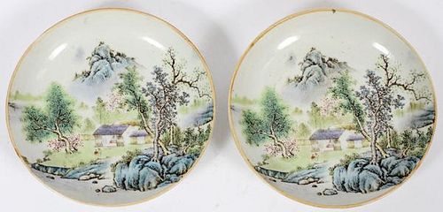 CHINESE HAND PAINTED PORCELAIN SHALLOW BOWLS PAIR