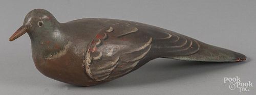 Carved and painted dove, 20th c., 13 1/2'' l.