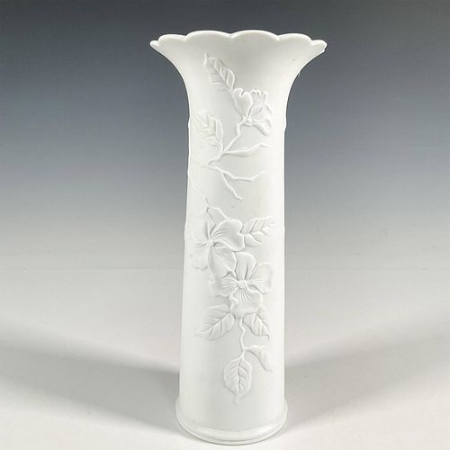 Kaiser Michaela Frey Porcelain Floral Vase