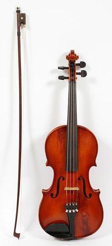 IN THE STYLE OF STRADIVARIUS VIOLIN AND BOW W/ CASE