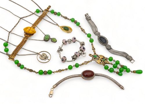 Vintage Costume Necklace (1) Bracelets (4) Pendants (3) Ca. 1900 - 1940, 8 pcs