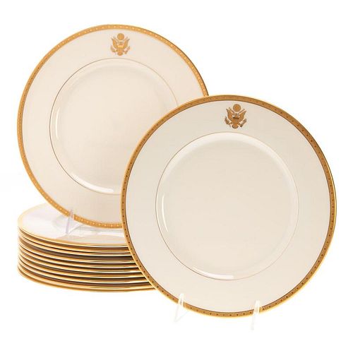 Set (12) Lenox Presidential style dinner plates