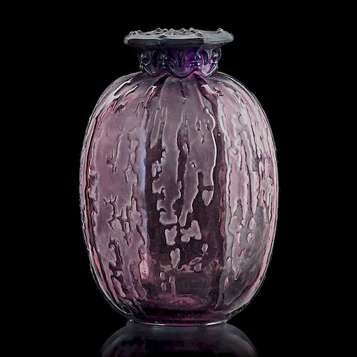 LALIQUE "Fontaines" lidded vase