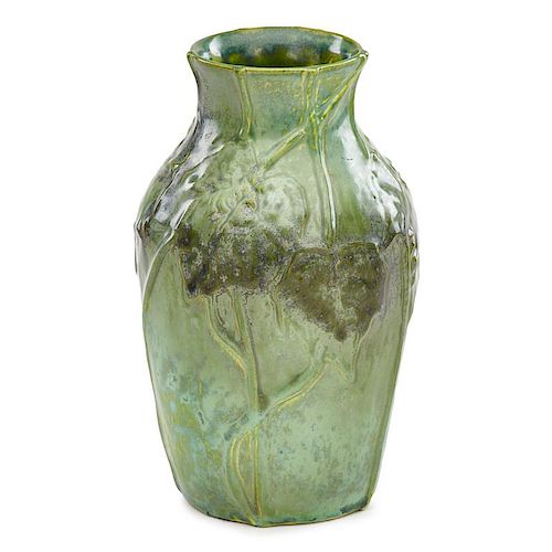 TIFFANY STUDIOS Small Favrile pottery vase