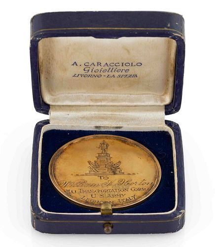 ITALIAN 18K GOLD PRESENTATION MEDALLION TO A MAJOR IN THE U.S. ARMY 