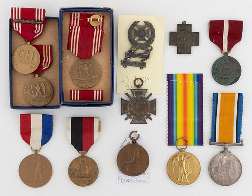 UNITED STATES MILITARY MEDALS, LOT OF 12