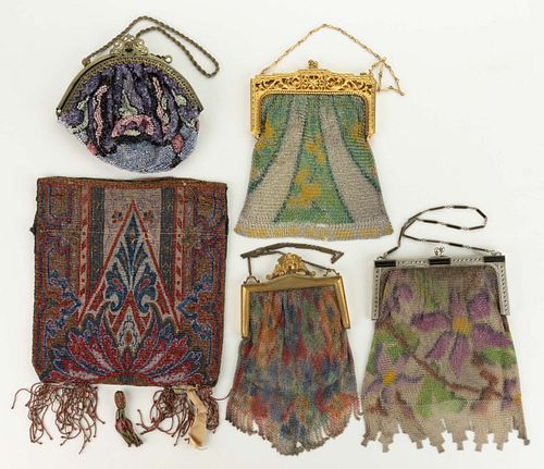 ANTIQUE / VINTAGE WHITING & DAVIS MESH AND OTHER BEADED LADY'S PURSES, LOT OF FIVE